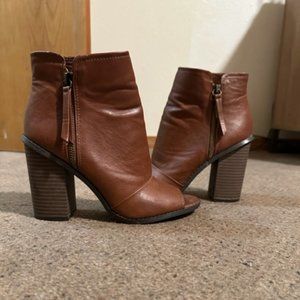 Brown heeled ankle booties, size 8